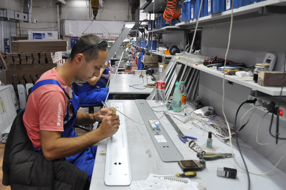 Компания «Хороший Свет» производит ремонт любых светильников любых производителей 